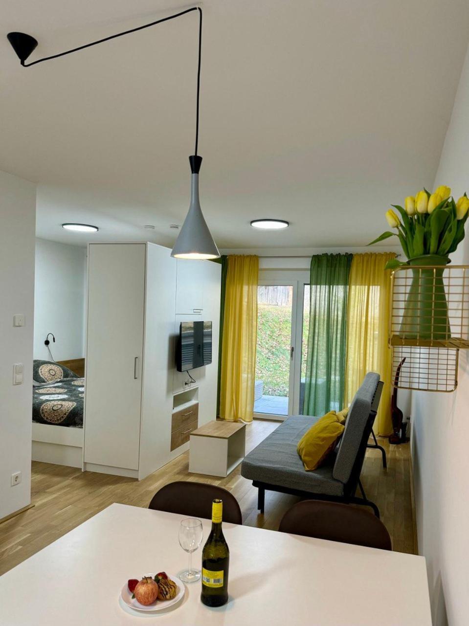 Reload By Bestchoice - Parking - Self Check-In Graz Bagian luar foto